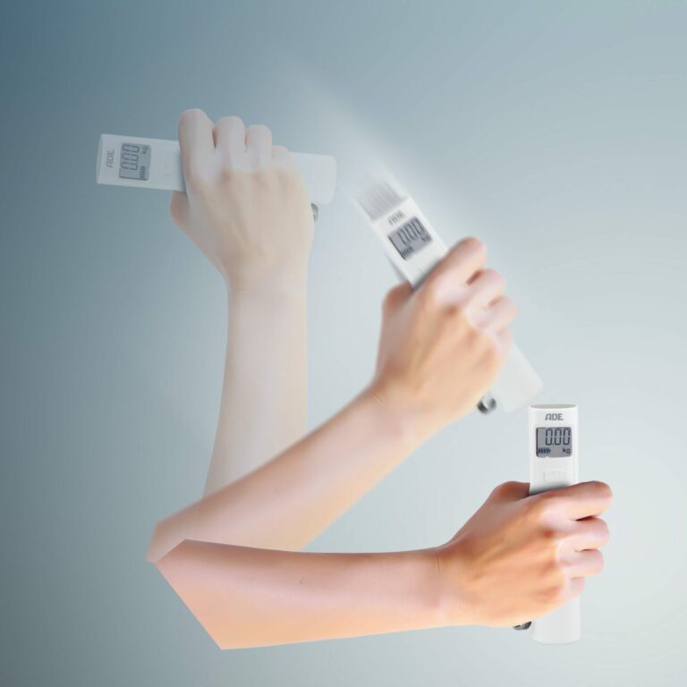Digital luggage scale | ADE KW1703 dynamo technology